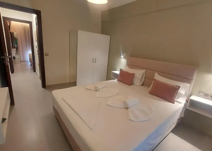 Elysian Kallithea (Chalkidiki)